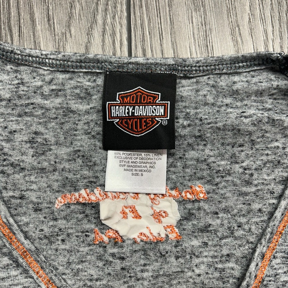 Harley-Davidson Womens Small Gray Orange Stitch Long Sleeve V-Neck Shirt Y2K - Picture 3 of 8